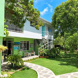 Inn Nativa Bernard Place